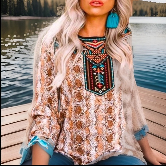Native American Embroidery W/Animal Print Long  Flare Sleeves Hippie Style Shirt - Picture 1 of 16